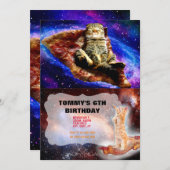 Ruimtekat ligt op een pizza kaart (Voorkant / Achterkant)