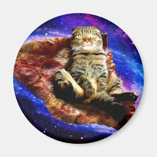 Ruimtekat ligt op een pizza magneet (Voorkant)