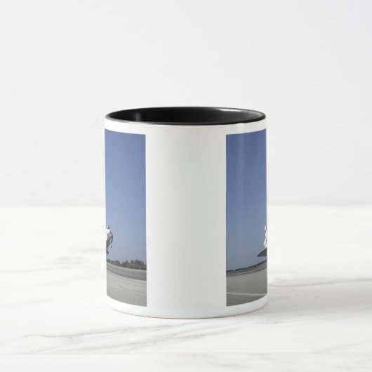 RuimtependelAtlantis nadert baan 33 Mok (Midden)