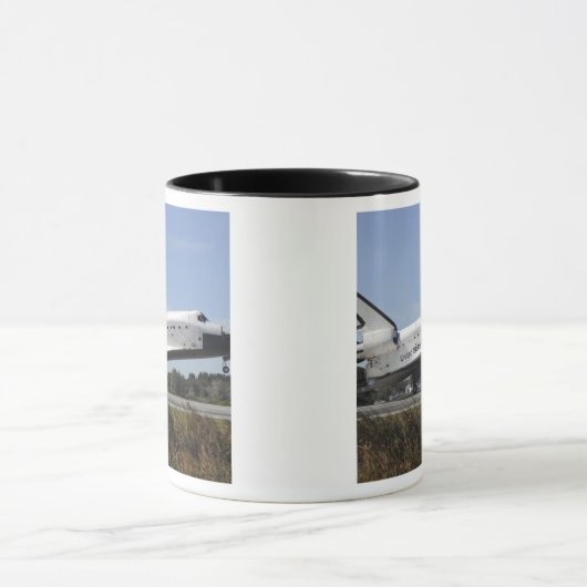 RuimtependelAtlantis raakt naar beneden Mok (Midden)