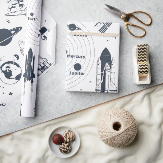 Ruimteschip Astronauten Zonnestelsel Wrapping Papi Cadeaupapier (Crafts)