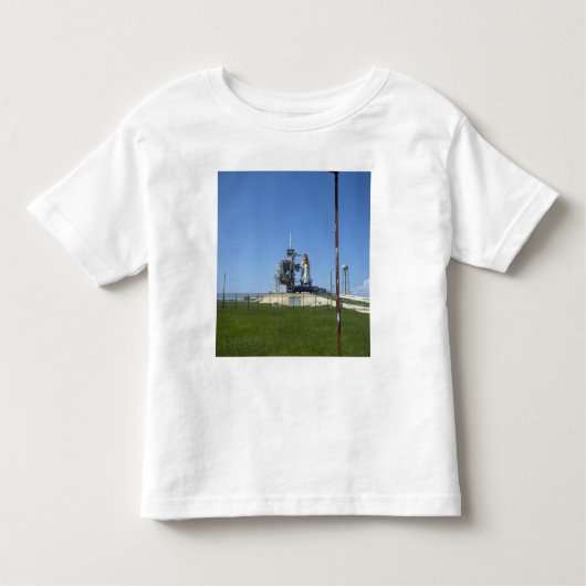Ruimteshuttle Endeavor wordt omgeven door een wind Kinder Shirts (Voorkant)