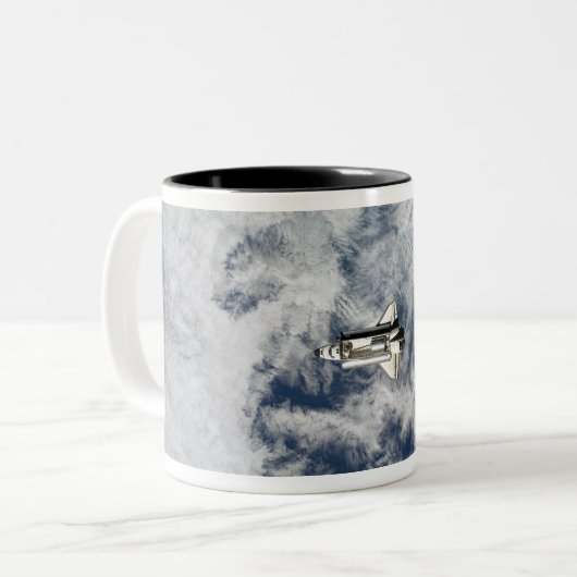 Ruimtesluiting 11 tweekleurige koffiemok (Voorkant links)