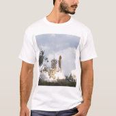 Ruimtesluiting Atlantis liften van 3 T-shirt (Voorkant)