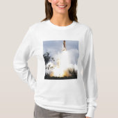 Ruimtesluiting Atlantis liften van 4 T-shirt (Voorkant)