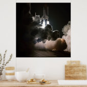 Ruimtesluiting Challenger Night Launch (STS-8) Poster (Keuken)