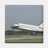 Ruimtesluiting Endeavor raakt omlaag Magneet (Voorkant)