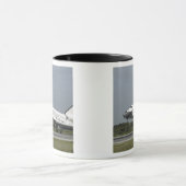 Ruimtesluiting Endeavor raakt omlaag Mok (Midden)