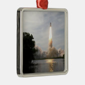 Ruimtesluiting Endeavor tilt uit 4 Metalen Ornament (Rechts)