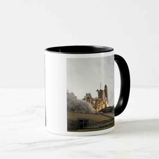 Ruimtesluiting Endeavor tilt uit 5 Mok (Voorkant rechts)