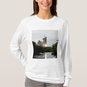 Ruimtesluiting Endeavor tilt uit T-shirt