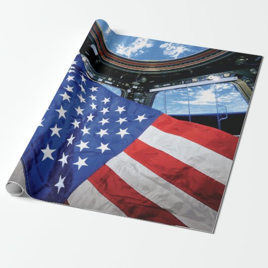 Ruimtestation Amerikaanse vlag Aardbaan Cadeaupapier (Uitgerold)