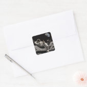 Ruimtevaarder die bier drinkt vierkante sticker (Envelop)