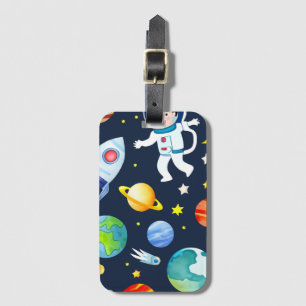 Ruimtevaarder in ruimteplaneten en rakettenpatroon bagagelabel