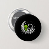 Ruimtevaarder leest boek alien maan ruimte ronde button 5,7 cm (Voorkant /achterkant)