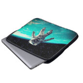 RUIMTEVAARDER LOS IN DE RUIMTE LAPTOP SLEEVE (Voorkant onderkant)