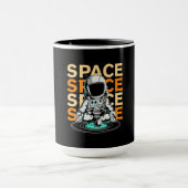 Ruimtevaartastronaut Mok (Midden)