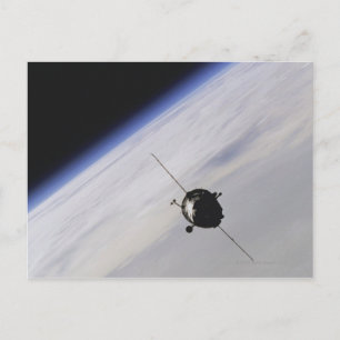 Ruimtevaartuig in kosmische ruimte briefkaart