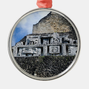 Ruïne van de Maya van Xunantunich in Belize Metalen Ornament