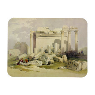 Ruïnes van het oostelijke Portico van de tempel va Magneet