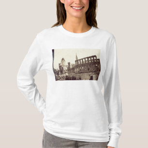 Ruins near the Powder Magazine, Ypres, juni 1915 T-shirt
