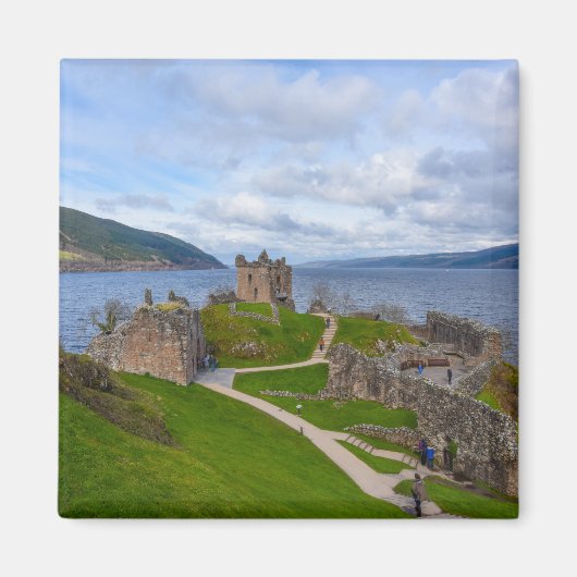 Ruins van Urquhart Castle langs Loch Ness, Schotla Magneet (Voorkant)