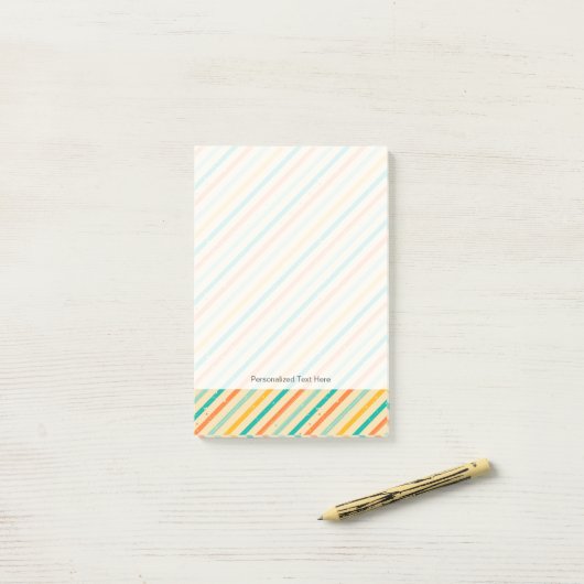Ruitengestreepte patroon van Retro grunge Post-it® Notes (Op bureau)