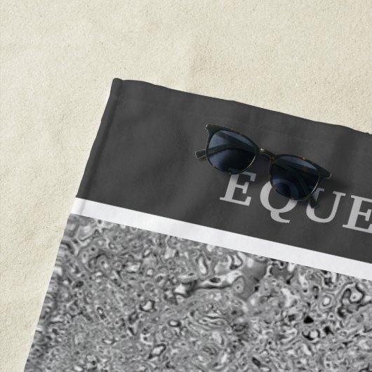 RUITERSPORT Glimmend zilveren strandlaken (In situ)