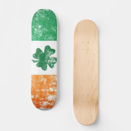 Rummaged Irish Flag Persoonlijk Skateboard (Voorkant)