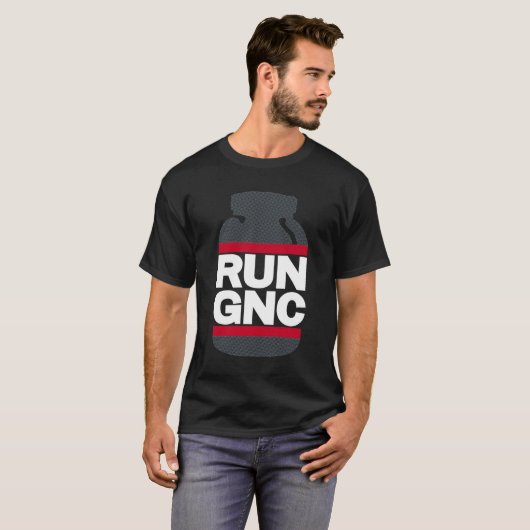 RUN GNC op Black Essential T-shirt (Voorkant volledig)