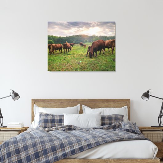 Rundvee op zonsondergang canvas afdruk (Insitu (Slaapkamer))
