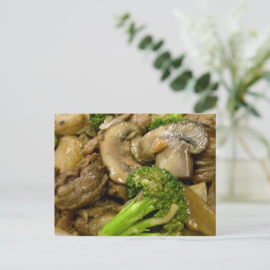 Rundvlees, broccoli en champignonbroed briefkaart (Staand voorkant)