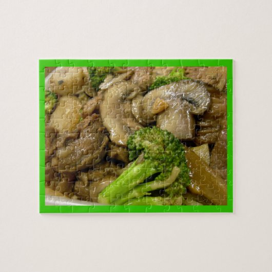 Rundvlees, broccoli en champignonbroed legpuzzel (Horizontaal)