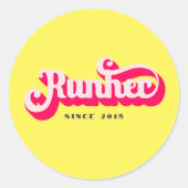 Runher Running Pink Bold Retro Font Motivational Ronde Sticker (Voorkant)