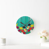 Runinculus en groene hek ronde klok (Huis)
