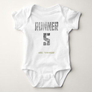 Runner 5 van Abel Township Romper