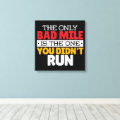 Runner - Funny Bad Mile Runote Quote Canvas Afdruk (Insitu (Houten vloer))