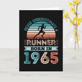 Runner geboren in 1965 60th Birthday Gift Running  Kaart (Gele Bloem)