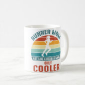 Runner Mom Cool Running Girl Future Marathon Mothe Koffiemok (Voorkant rechts)