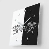 Running Lions Wall Clock Black and White Vierkante Klok (Hoek)