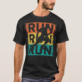 Running Lovers Cool Retro Run Marathon Runner Mara T-shirt