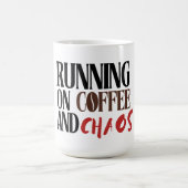 Running on Coffee & Chaos – Funny Workday Classic Koffiemok (Center)