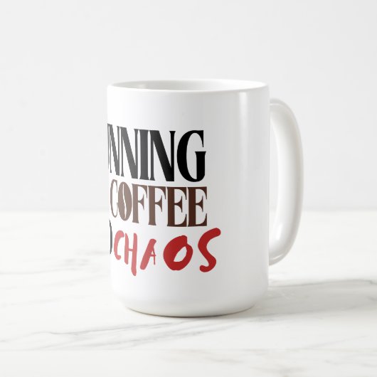 Running on Coffee & Chaos – Funny Workday Classic Koffiemok (Voorkant rechts)