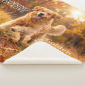 Running on Joy Golden Retriever Sherpa Deken (3/4)