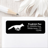 Running White Fox Silhouette Retouradres Etiket (Insitu)