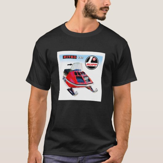 Rupp Nitro 440 Snowmobiles USA Classic T-shirt (Voorkant)