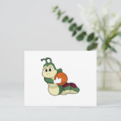 Rups als basketballspeler met basketbal briefkaart (Staand voorkant)