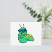 Rups met zonnebril briefkaart (Staand voorkant)