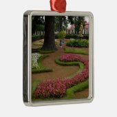 Rusland, Sint-Petersburg, Peterhof Palace o.b.a. Metalen Ornament (Rechts)