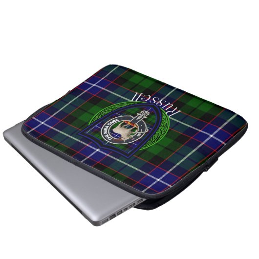 Russell Scottish Clan Tartan and Crest Laptop Sleeve (Voorkant onderkant)